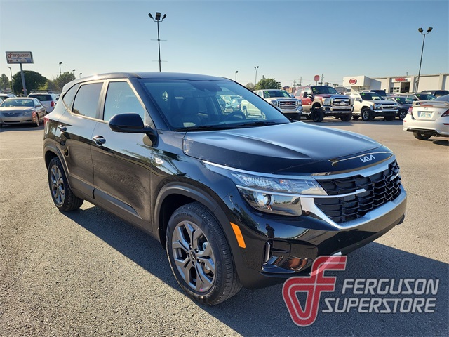 2026 Kia Seltos LX's photo