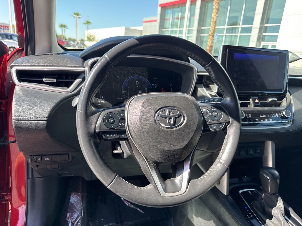 2024 Toyota Corolla Cross XLE photo 14