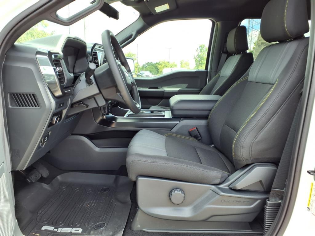 2025 Ford F-150 STX photo 3