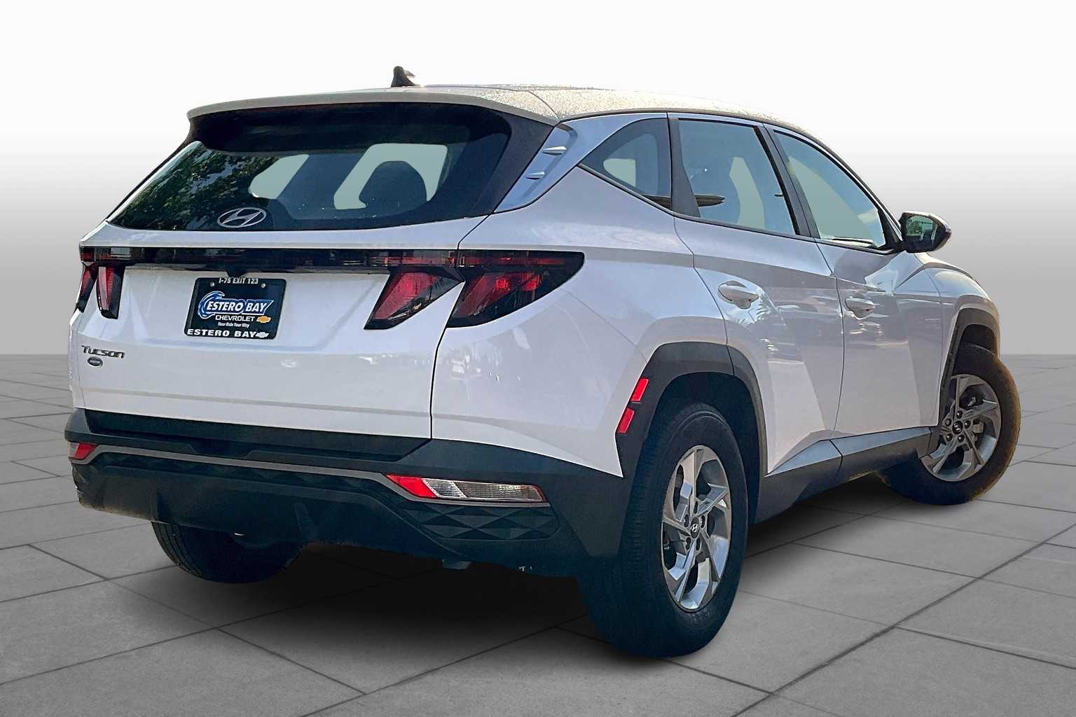 2024 Hyundai Tucson SE photo 11