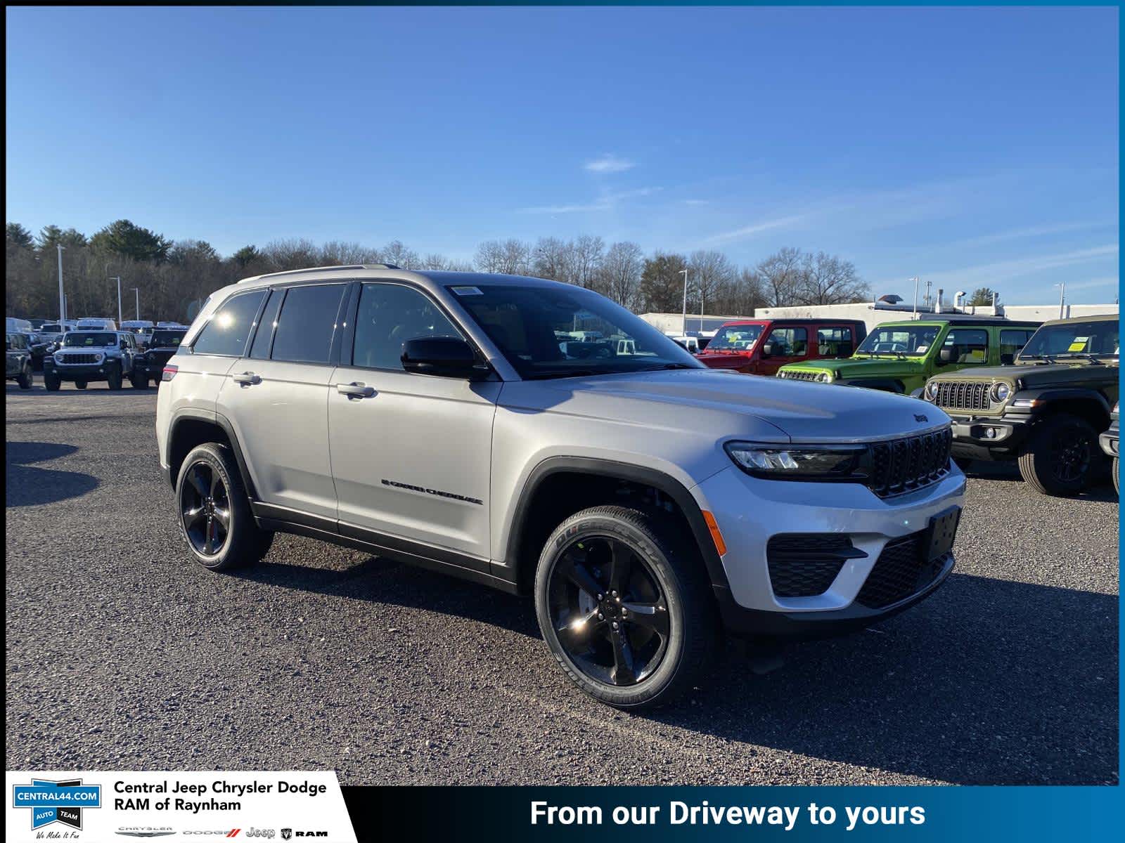 2025 Jeep Grand Cherokee Altitude's photo