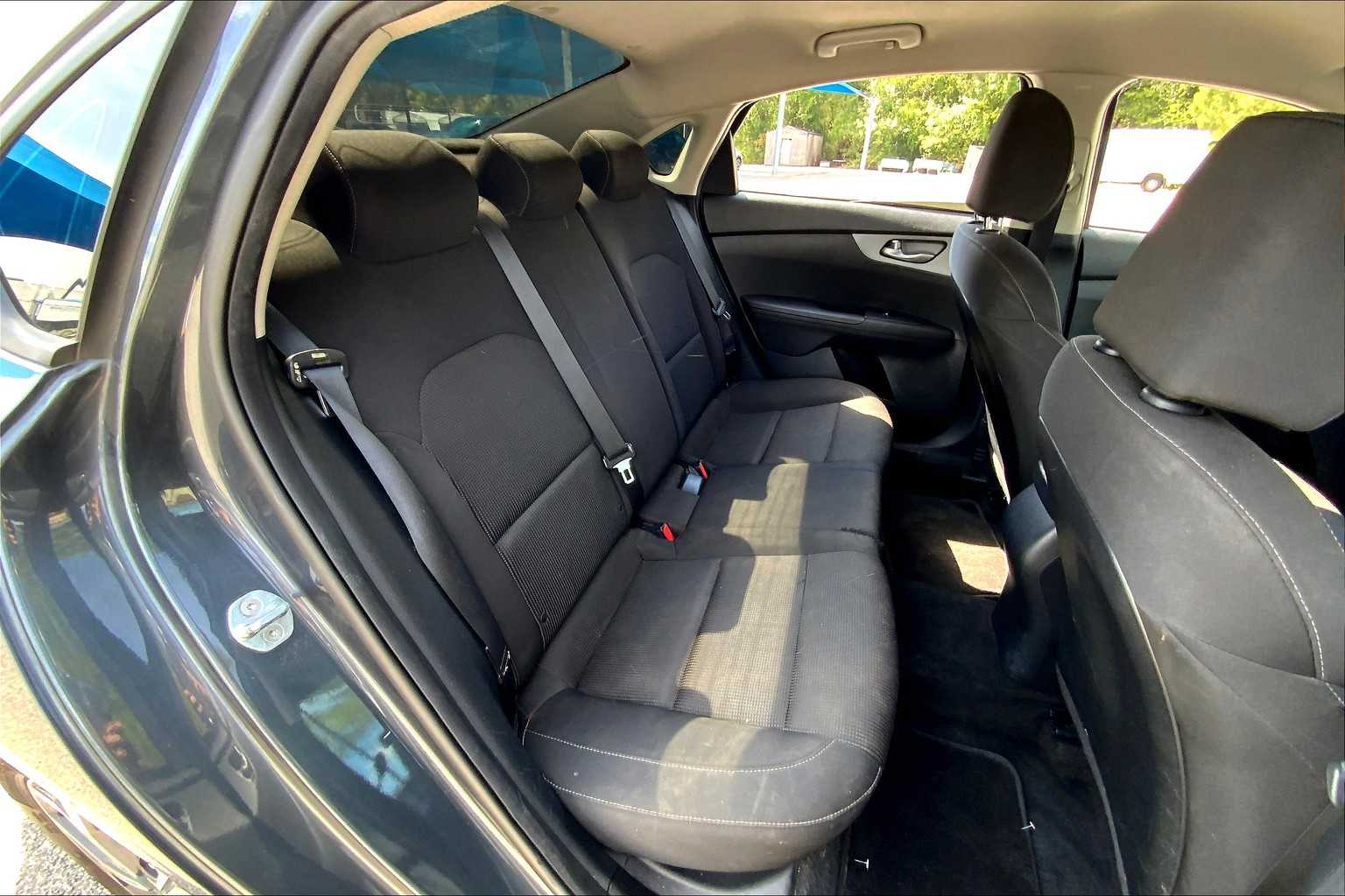 2021 Kia Forte LXS photo 17
