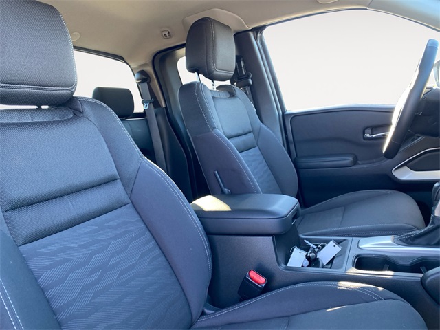 2024 Nissan Frontier SV King Cab photo 14