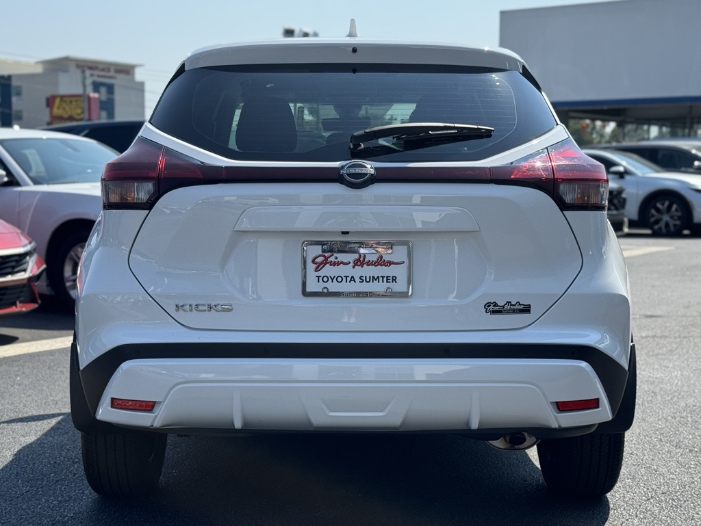 2024 Nissan Kicks S photo 4