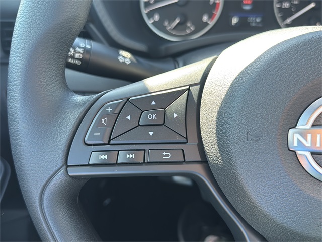 2025 Nissan Sentra S photo 15