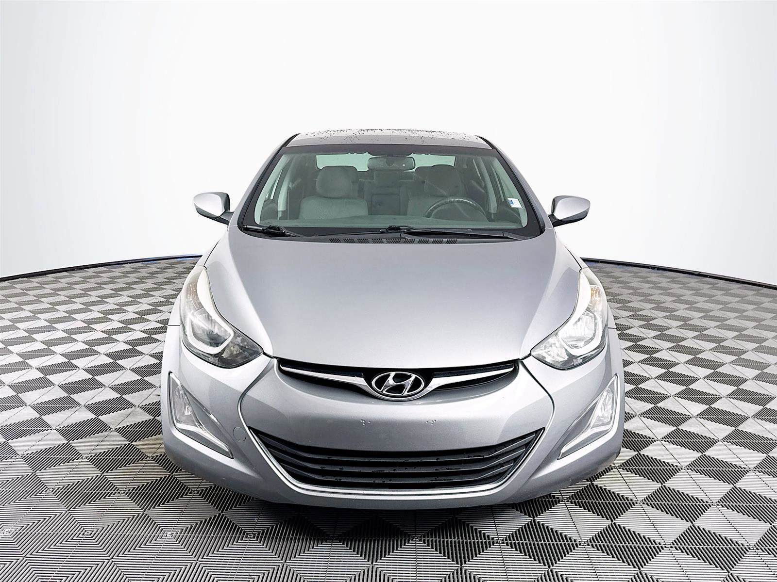 2015 Hyundai Elantra SE photo 2