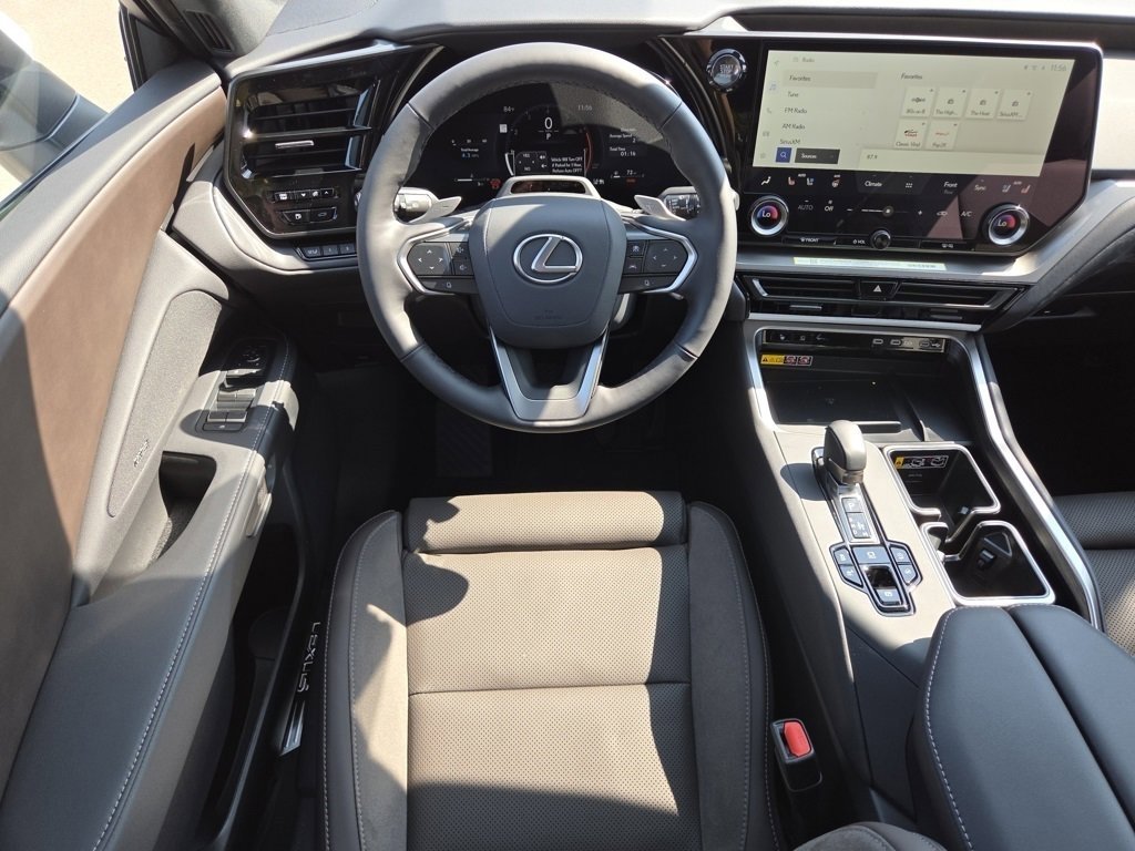 2026 Lexus TX 350 Luxury photo 4