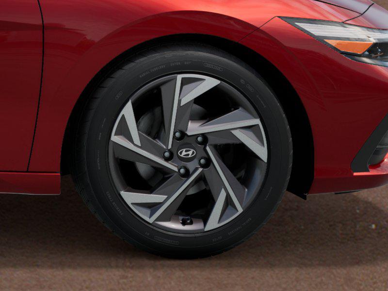 2025 Hyundai Elantra SEL Sport photo 8