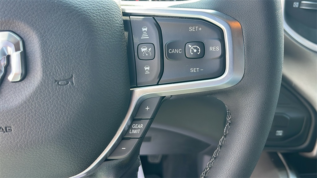 2026 Ram 2500 Big Horn photo 21