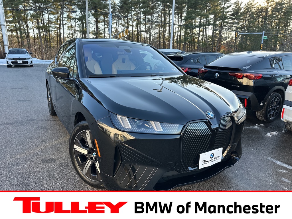 2026 BMW iX 45's photo