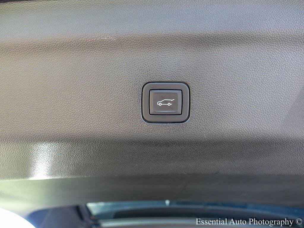 2024 CHEVROLET SUBURBAN - Image 34