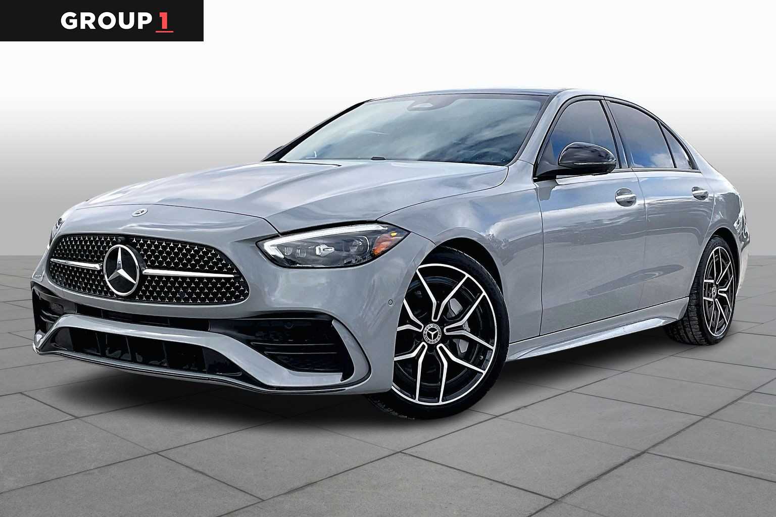 2025 Mercedes-Benz C-Class Sedan C 300's photo