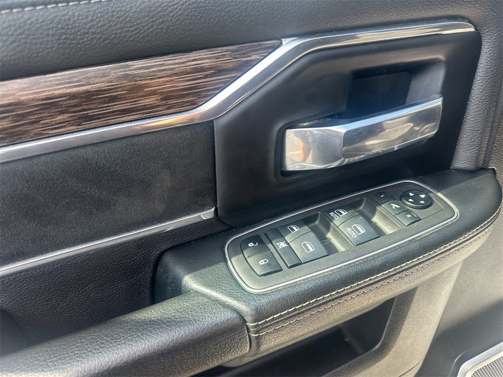 2021 Ram 2500 Laramie photo 26