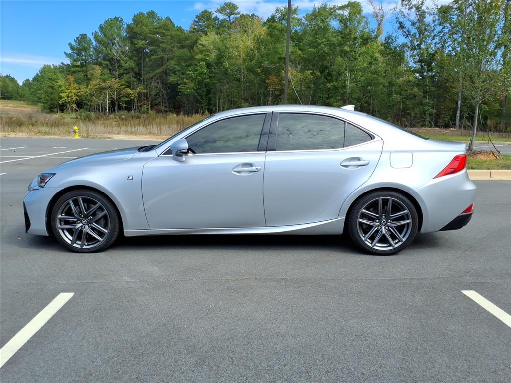 2018 Lexus IS 300 F SPORT photo 20
