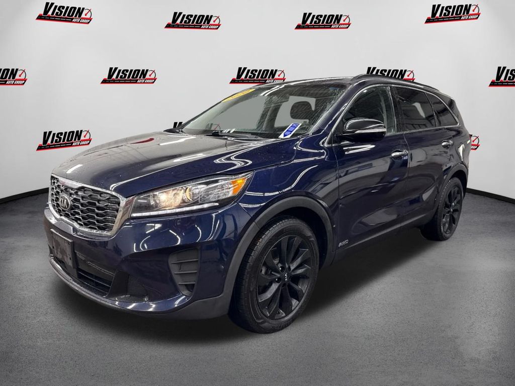 2020 Kia Sorento S photo 2