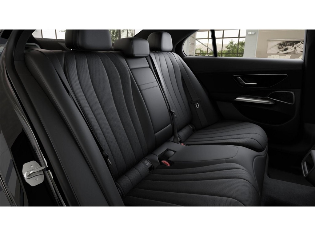 2026 Mercedes Benz E 53 AMG 4MATIC photo 5