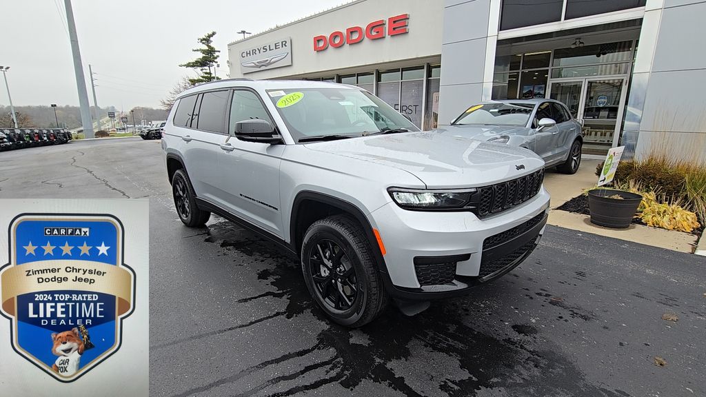 2025 Jeep Grand Cherokee L Altitude's photo