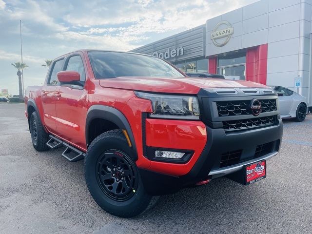 2026 Nissan Frontier PRO-X's photo