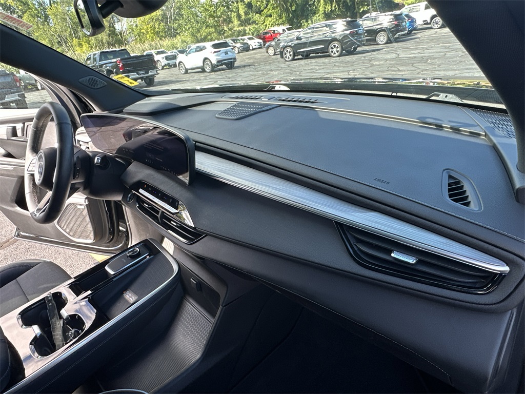 2025 BUICK ENCLAVE - Image 21