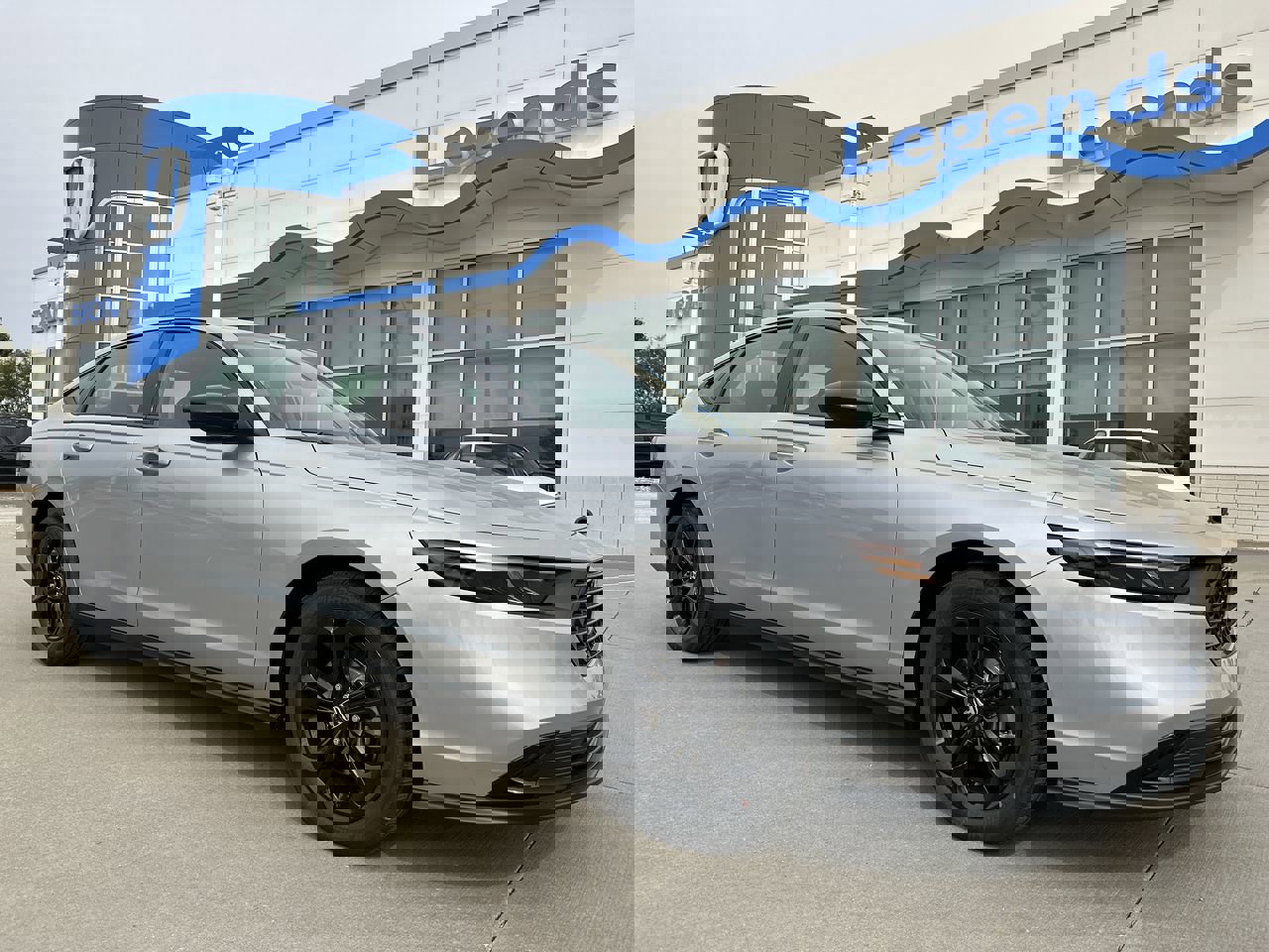 2025 Honda Accord SE's photo