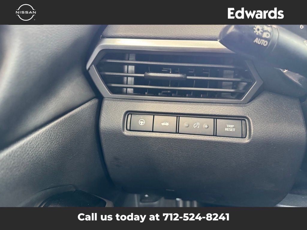2022 Nissan Altima 2.5 SV photo 22