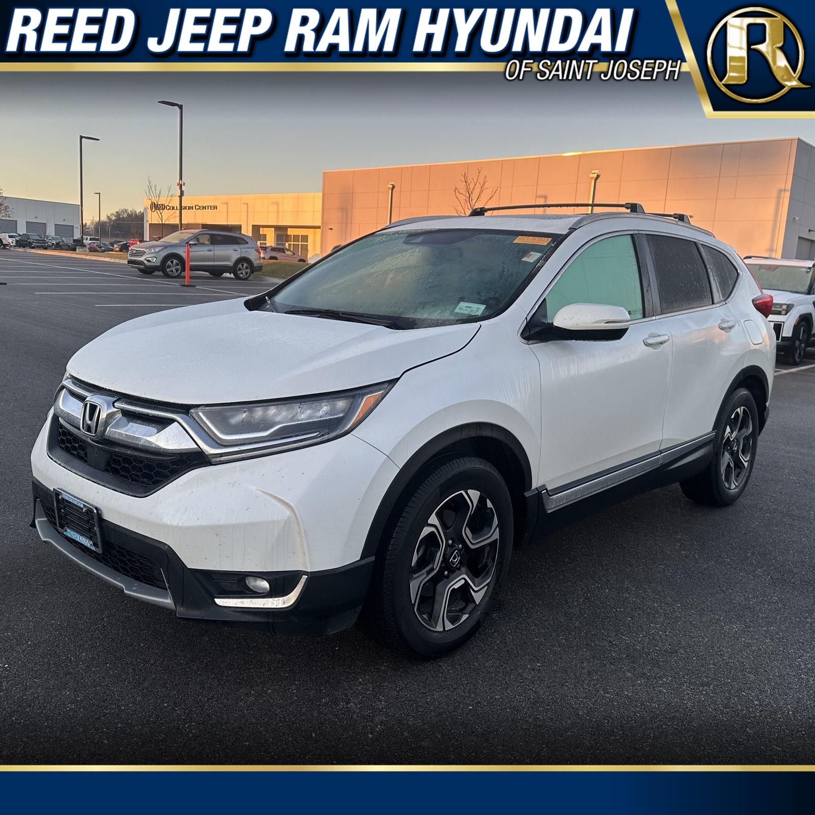 2017 Honda CR-V Touring's photo