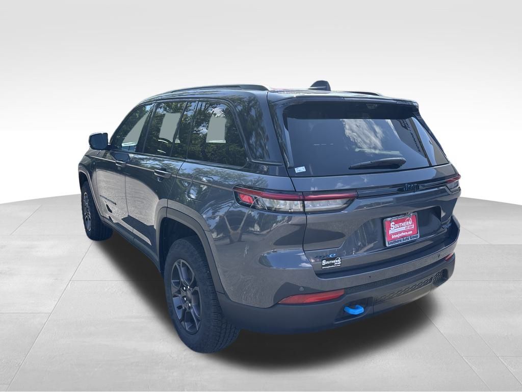 2024 Jeep Grand Cherokee Trailhawk 4xe photo 3