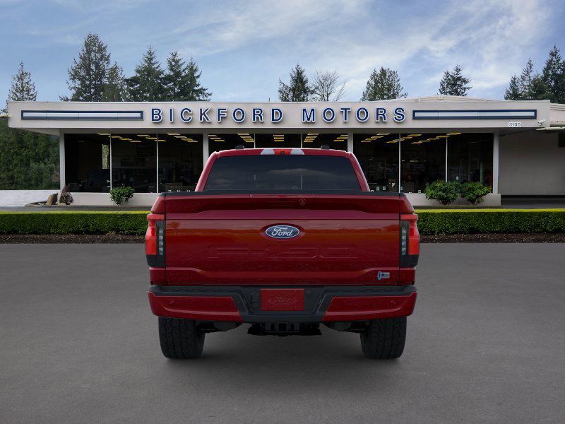 2025 Ford F-150 Lightning XLT photo 4