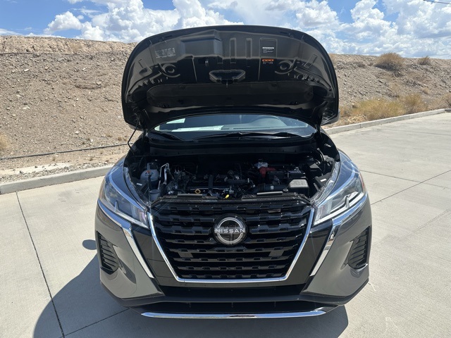 2025 Nissan Kicks Play S photo 32