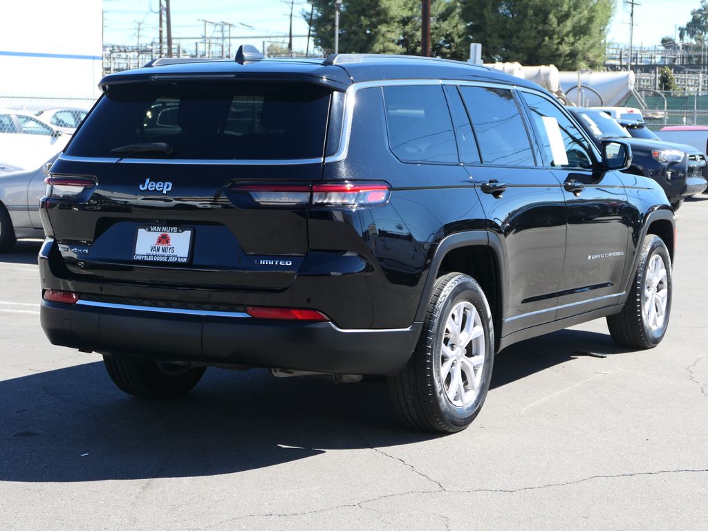 2022 Jeep Grand Cherokee Limited photo 3