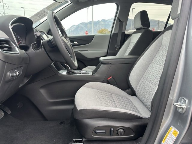 2023 Chevrolet Equinox LS photo 21