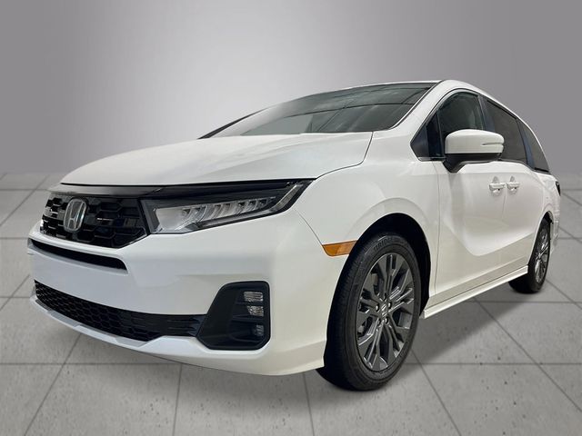 2026 Honda Odyssey Touring's photo