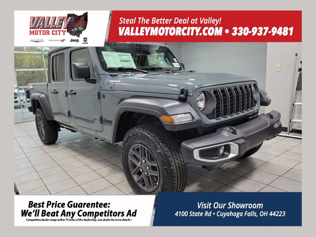 2026 Jeep Gladiator Sport S's photo