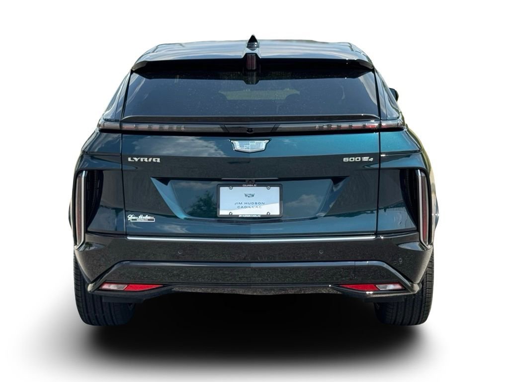 2025 Cadillac Lyriq Luxury photo 13