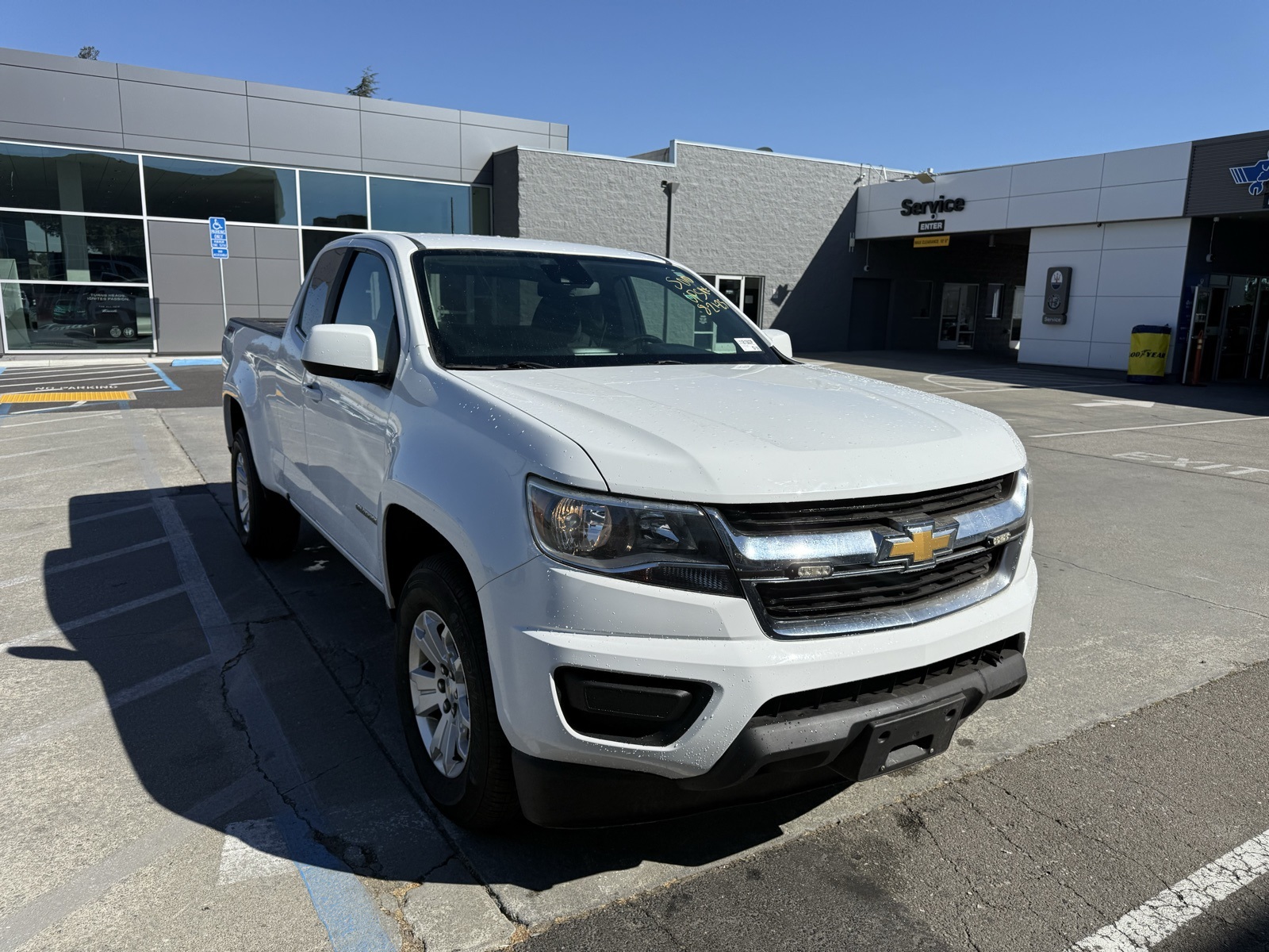 2020 Chevrolet Silverado 1500 LT photo 4