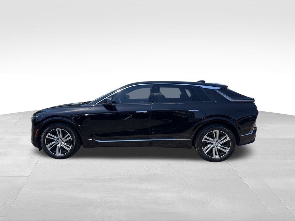 2024 Cadillac Lyriq Tech photo 11