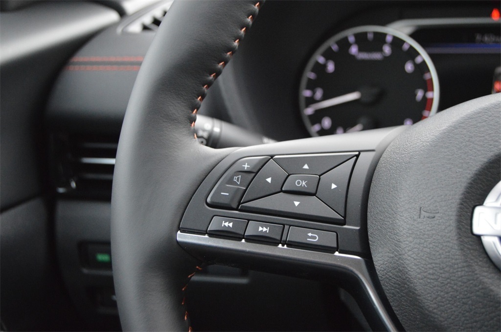 2025 Nissan Sentra SR photo 26