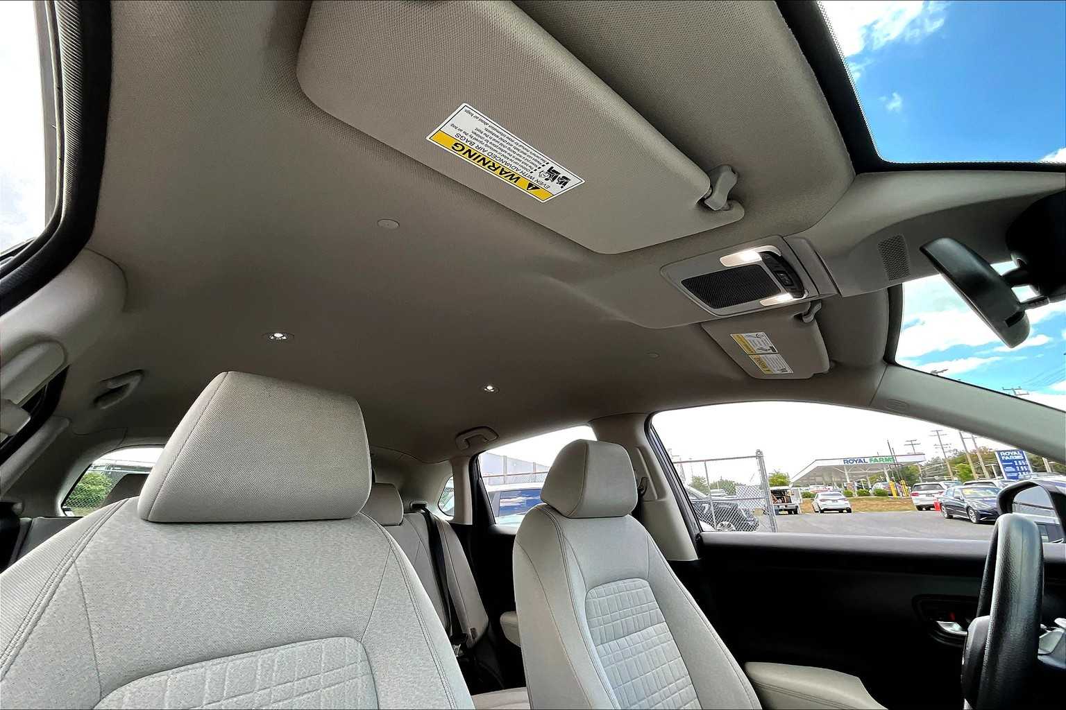 2023 Honda HR-V LX photo 13