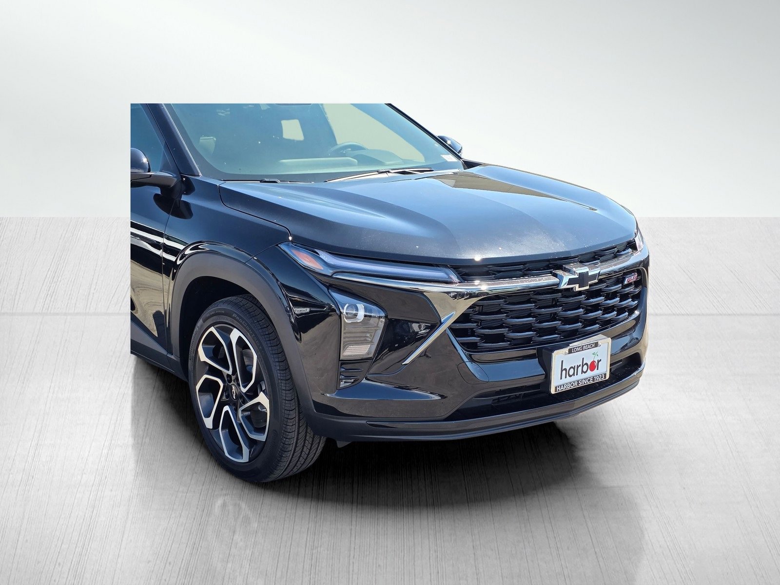 2025 Chevrolet Trax photo 3