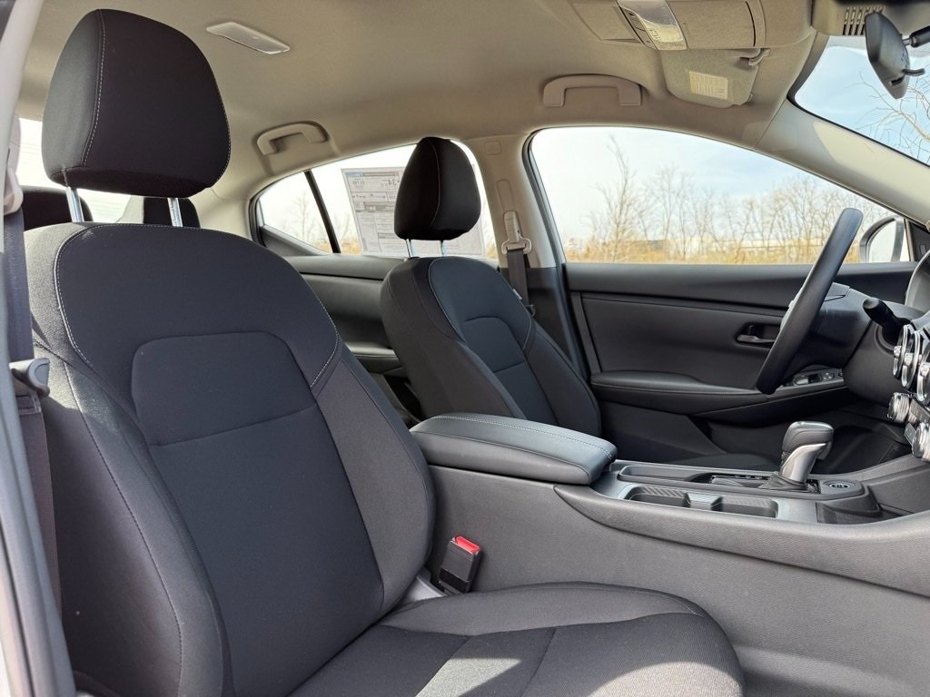 2025 Nissan Sentra S photo 30