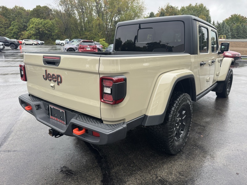2022 Jeep Gladiator Mojave photo 2