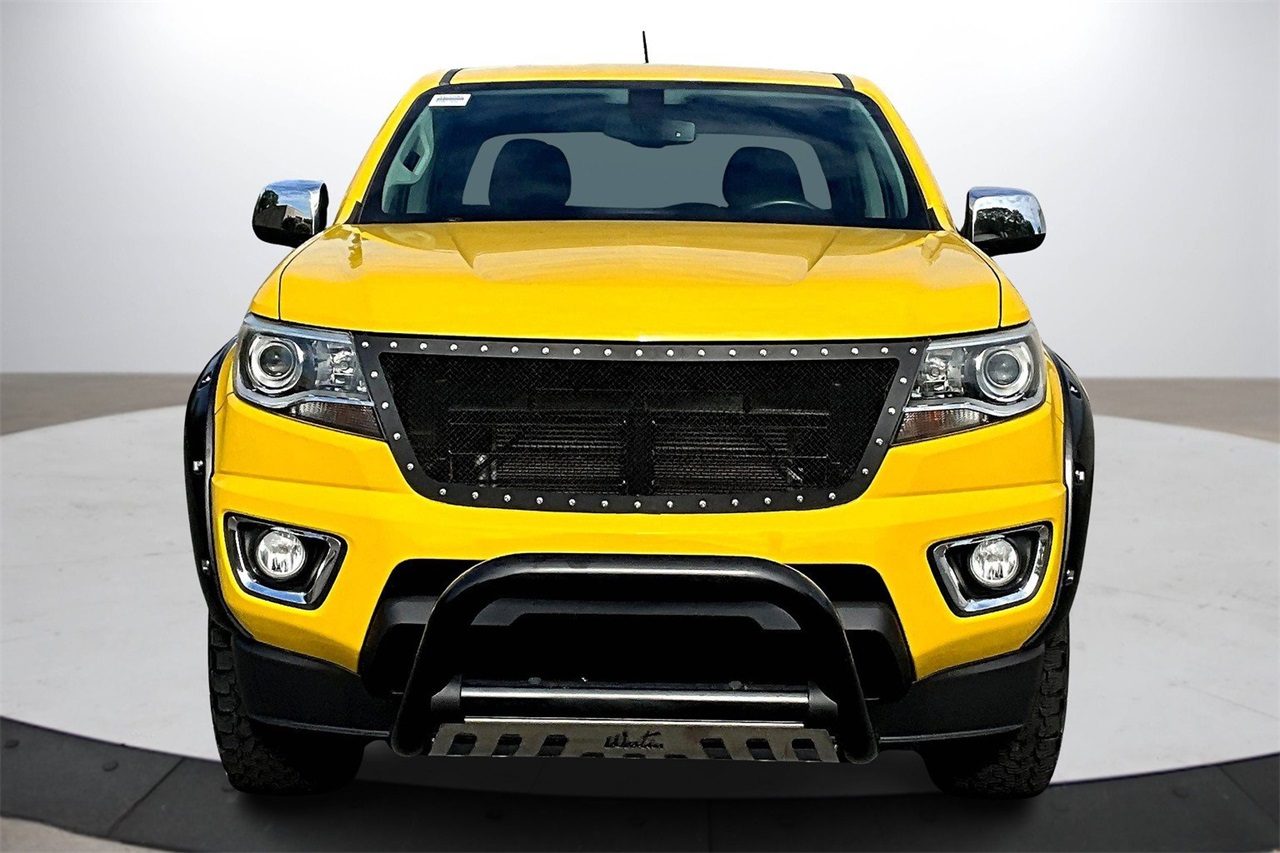 2015 Chevrolet Colorado LT photo 3