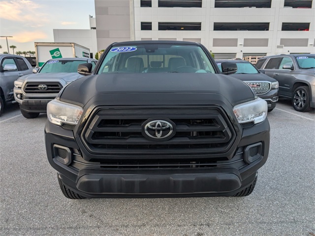 2022 Toyota Tacoma SR photo 3