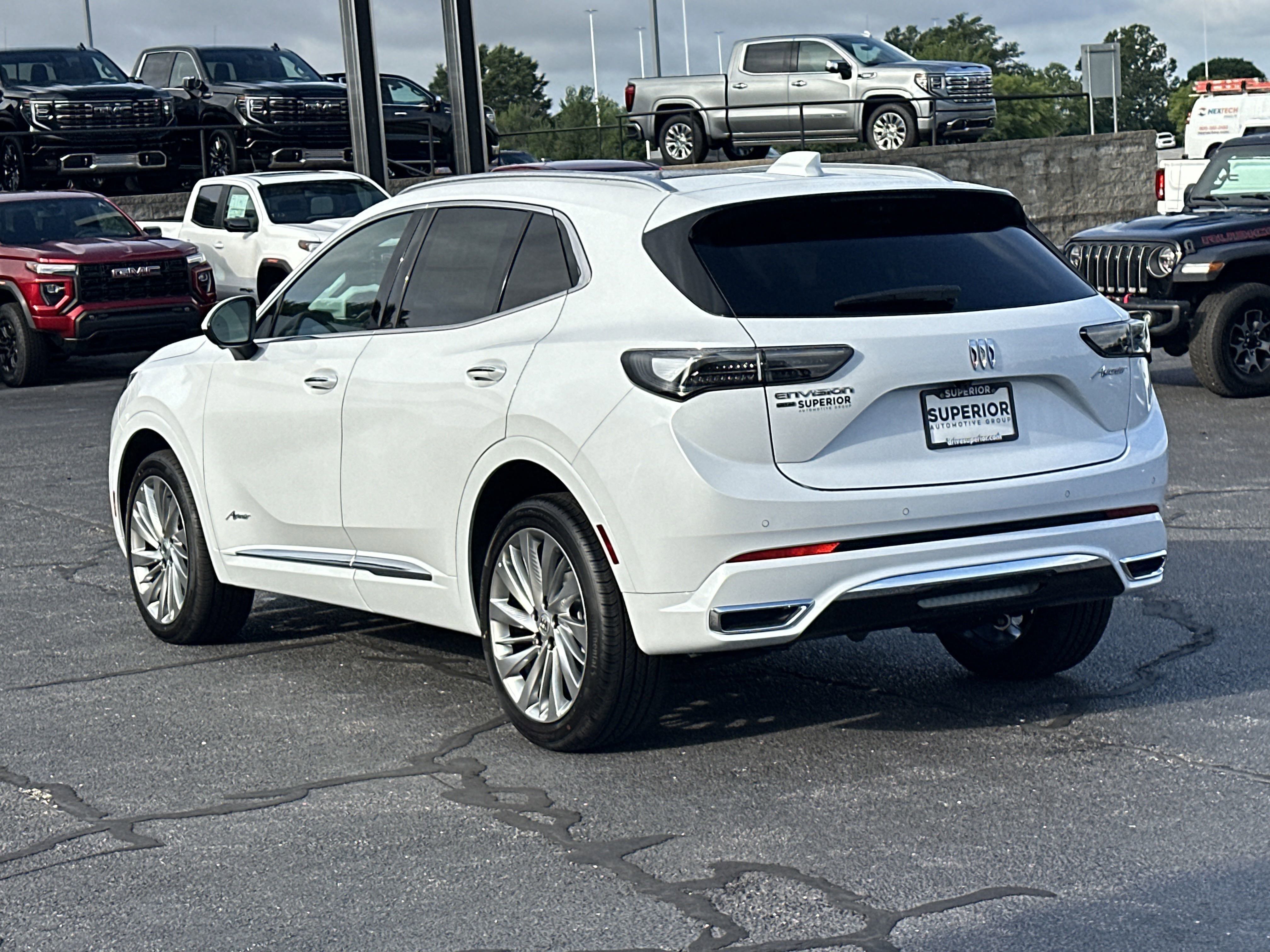 2025 Buick Envision Avenir photo 5