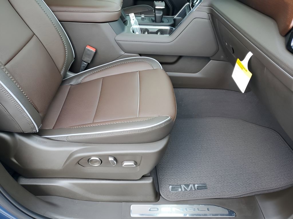 2025 Gmc Sierra 1500 Denali photo 16