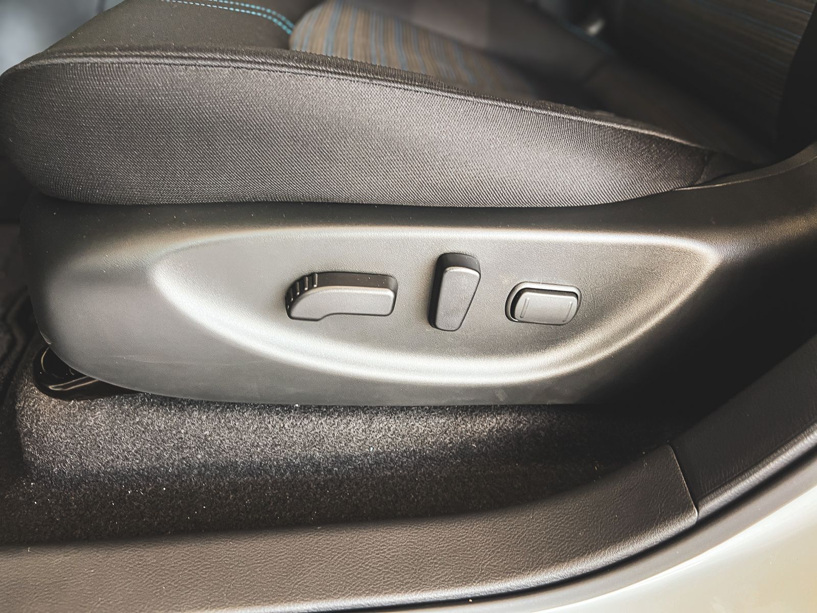 2024 Nissan Leaf SV Plus photo 14