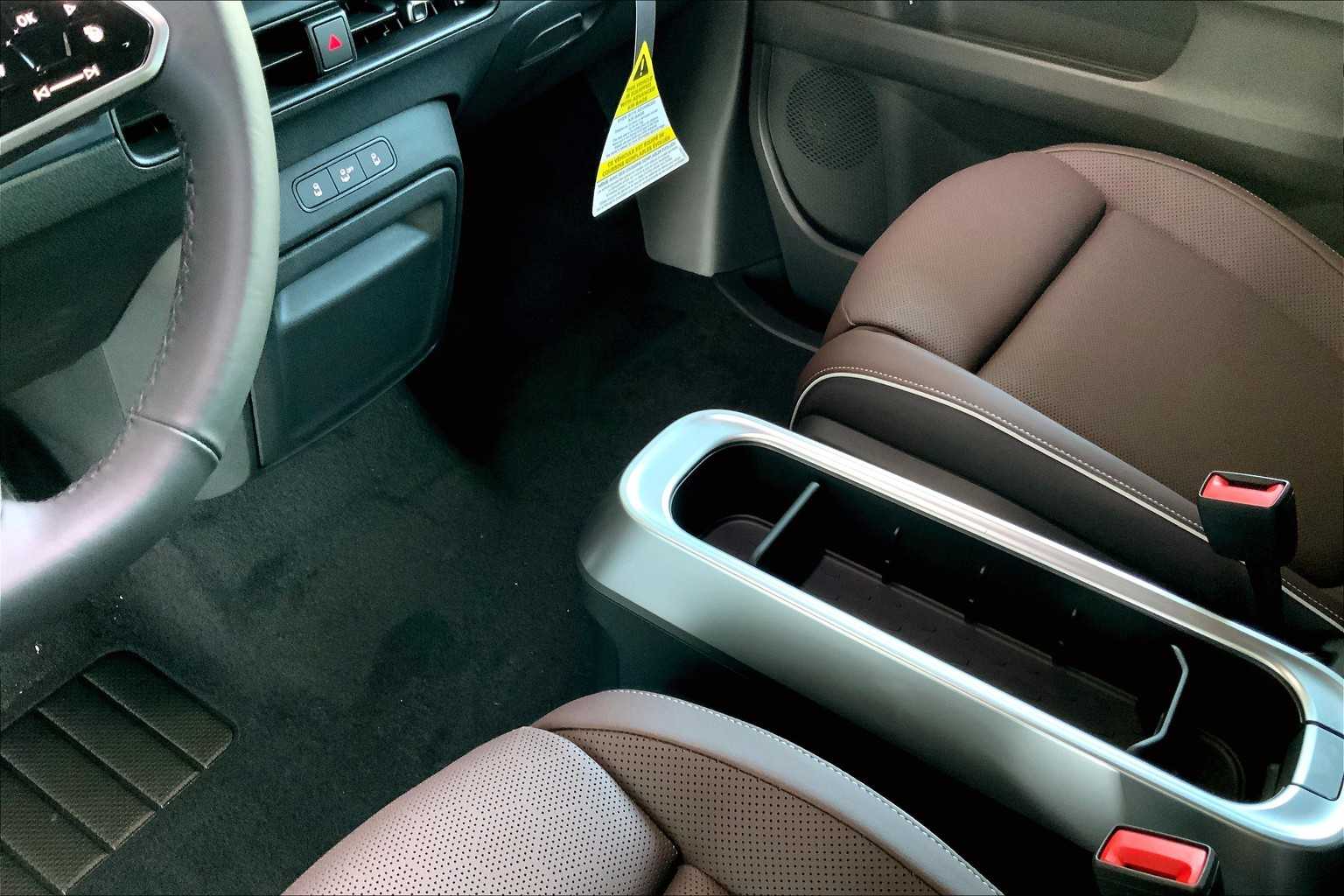 2025 Volkswagen ID. Buzz Pro S photo 7