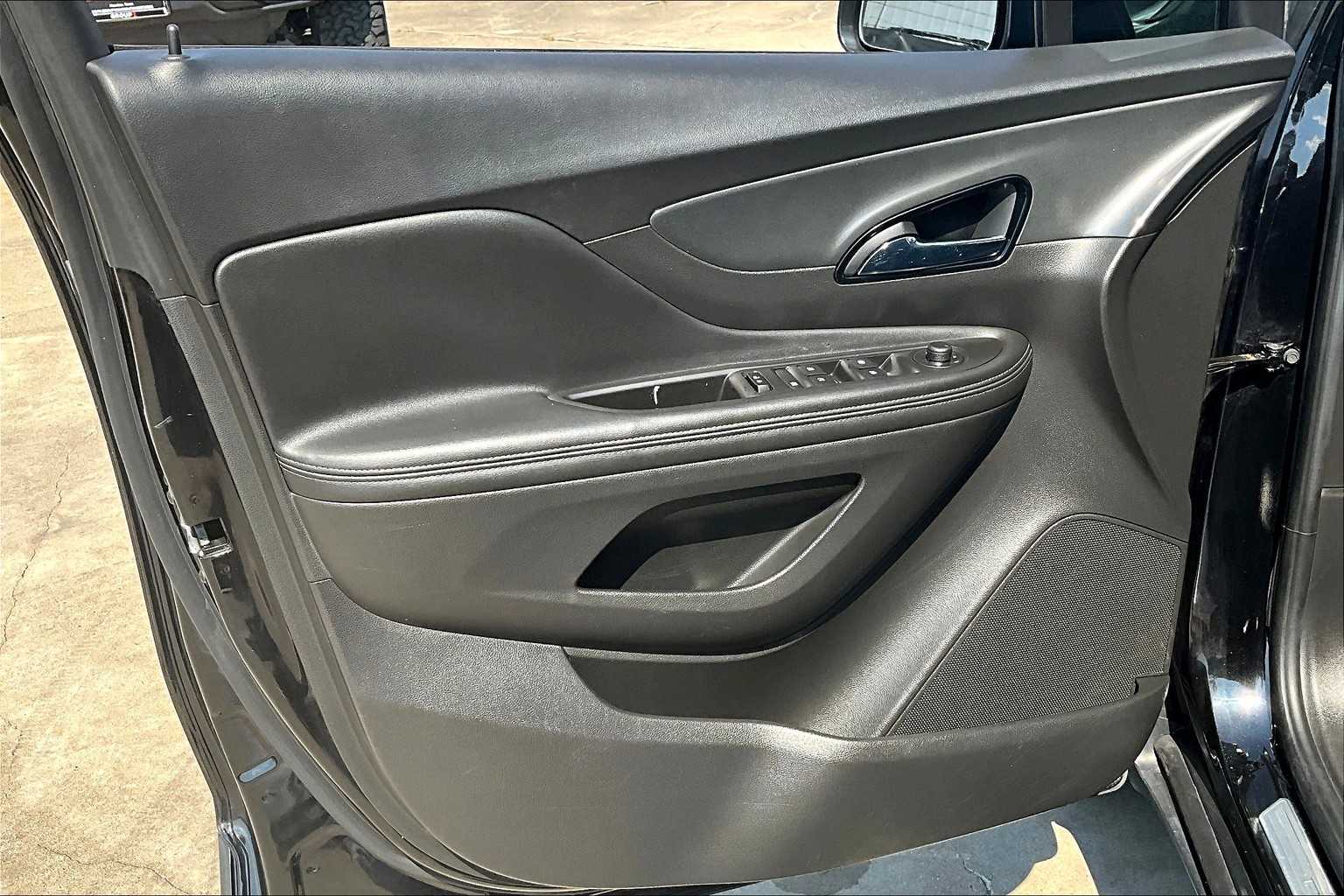 2018 Buick Encore Preferred photo 21