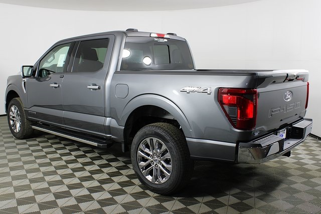 2025 Ford F-150 XLT photo 4