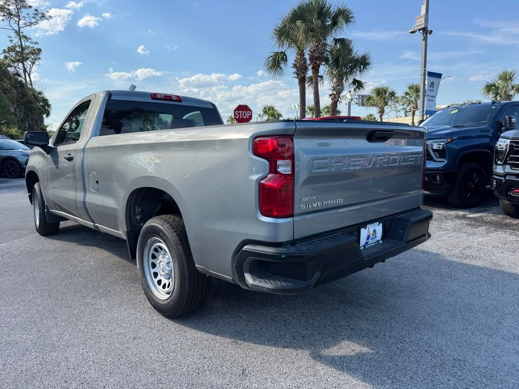 2025 Chevrolet Silverado 1500 photo 3